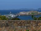 vue depuis Hauteville House, au loin l'le d'Herm