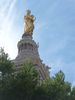 statue de la Bonne Mre (haute de 10m environ)