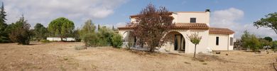 leur belle maison  Villemoustaussou