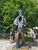 statue rige en 2003 en hommage  Kafka, nigmatique,  l'instar de l'oeuvre de l'crivain